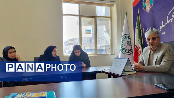 نشست نمایندگان مجلس دانش‌آموزی با رئیس سازمان دانش آموزی کهگیلویه و بویراحمد