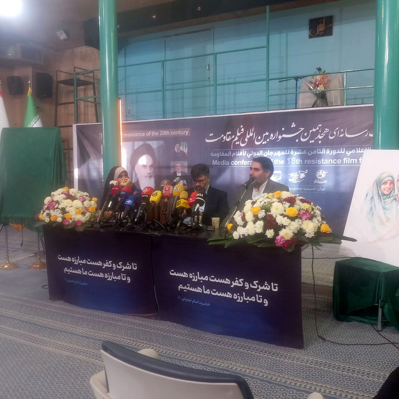 فیلم مقاومت برآمده از مردم است