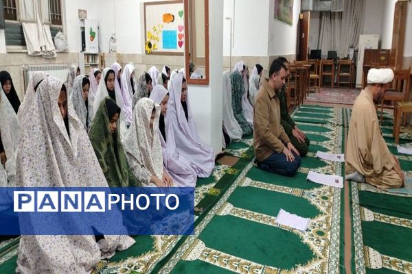 جلسه بصیرتی  در آموزشگاه شهید مجید دهنوی