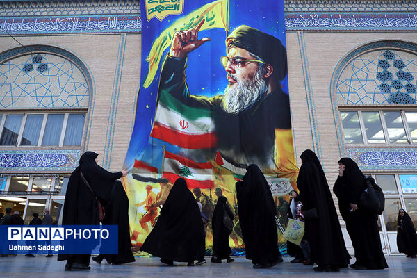 مراسم گرامیداشت شهید سیدحسن نصرالله همزمان با تشییع شهدا در لبنان - تهران