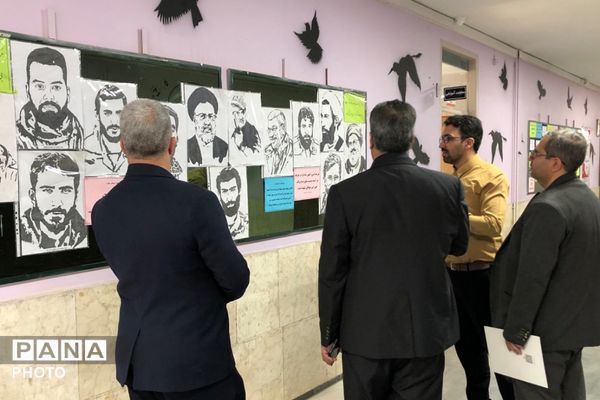 آیین سپاس مربی با حضور پیشتازان سازمان دانش آموزی در ناحیه دو شهرری 