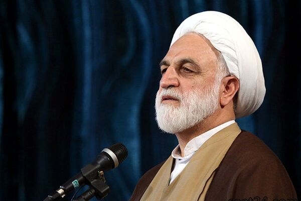 مشکلِ سردمداران آمریکایی آن است که هنوز مفهوم غیرت و حمیّت ایرانی را درک نکرده‌اند