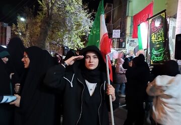 همکلاسی‌هایم هنوز سرکلاس حاضرند