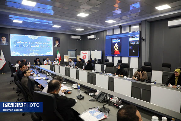 آیین تجلیل از از خبرنگاران هلالیتا