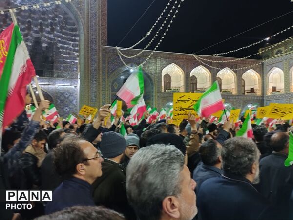 از جنگ تا اجتماع عظیم محکومیت جنایت کاران در حرم مطهر رضوی 