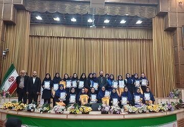 دانش‌آموزان برتر مسابقات فرهنگی «کتاب‌نوش» و «پرسش مهر» مورد تجلیل قرار گرفتند