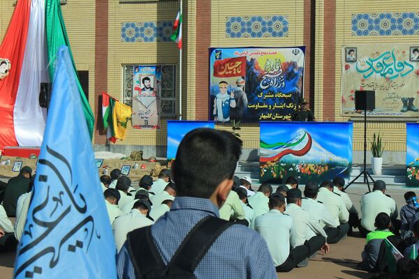 نواختن زنگ مهر و ایثار در گلبهار