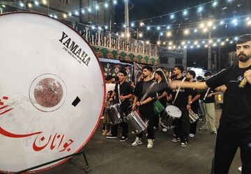 نوجوانان کمالشهر از حقانیت و مظلومیت اهل‌بیت(ع) م‌ی‌گویند