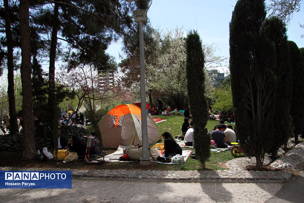۱۳ فروردین روز دوستی با طبیعت