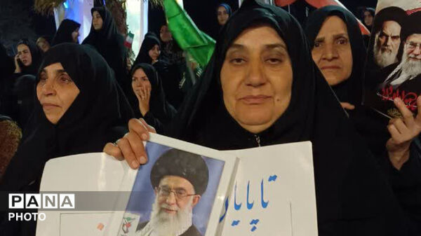 چهل وهفتمین قرار شبانه همچنان لبیک گویان در خیابان‌های کوهدشت