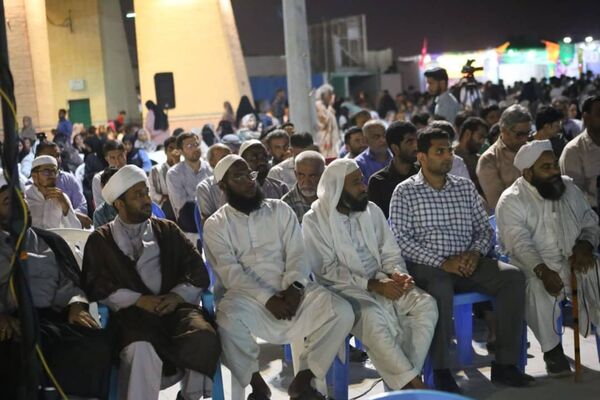 حضور نماینده ولی‌فقیه هرمزگان در جشن هفته وحدت شهرستان جاسک
