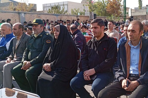  همایش بزرگ پیاده روی خانوادگی در نسیم‌شهر 
