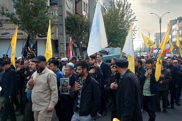 تشییع پیکر شهید مدافع حرم رضا مرادی در باقرشهر 