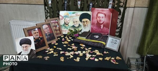 دومین روز از مراسم عزاداری سیدالشهدا امام حسین (ع)و همچنین رهبر معظم انقلاب اسلامی