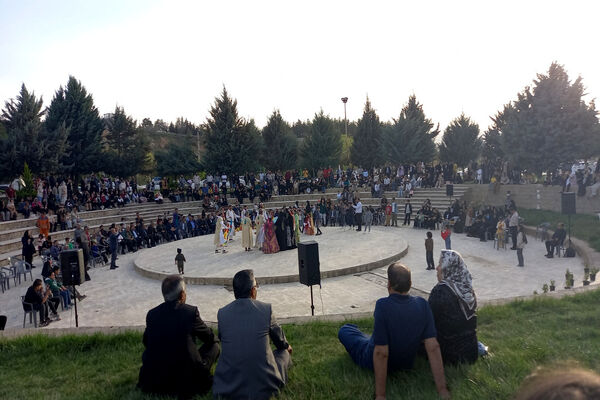 جشن نوروزگاه در پارک ساحلی یاسوج 