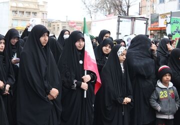 صحنه با شکوه مردم آشخانه بعد از نماز جمعه