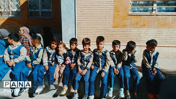 جشن شکوفه‌ ها؛ آغاز یک مسیر تازه برای کلاس اولی‌ ها