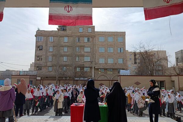 طنین زنگ انقلاب در مدارس شهرستان شهریار 