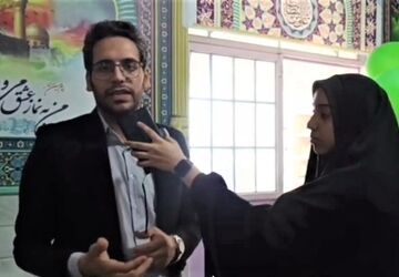 آشنایی دختران پایه نهمی با انتخاب رشته