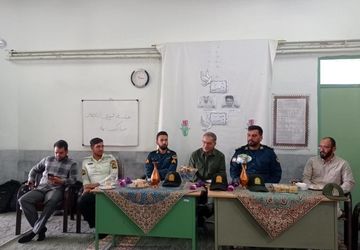 حضور گرم پاسبانان امنیت در کنار دانش‌آموزان مدرسه فاطمه پاپلی