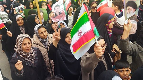 راهپیمایی ۲۲ بهمن نشان دهنده همبستگی و اتحاد مردم ایران 