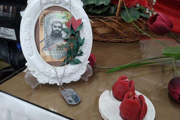 مراسم «لاله‌های روشن» در دبستان دکتر کیهانی 