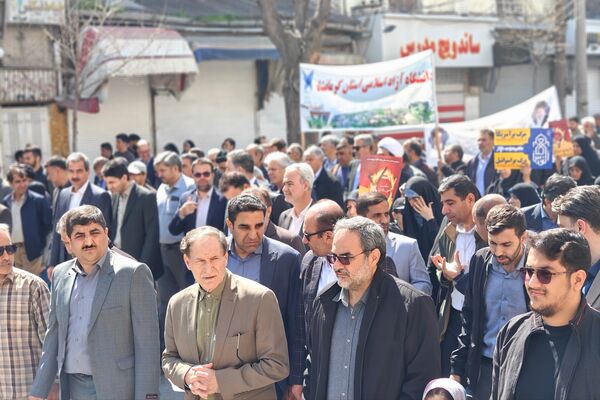حضور پرشور فرهنگیان و دانش‌آموزان کرمانشاهی در راهپیمایی روز قدس