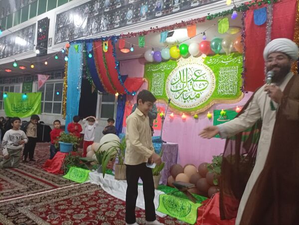 تکیه حسینی غرق در شادی علوی