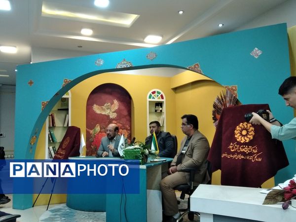 رونمایی پویش ملی کتابخوانی مهمان حرم 