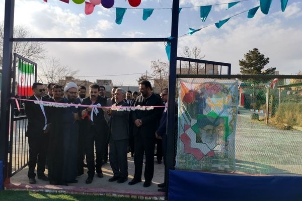 از دنیای دیجیتال تا مستطیل سبز؛ تحول دوجانبه در آموزشگاه نرجس