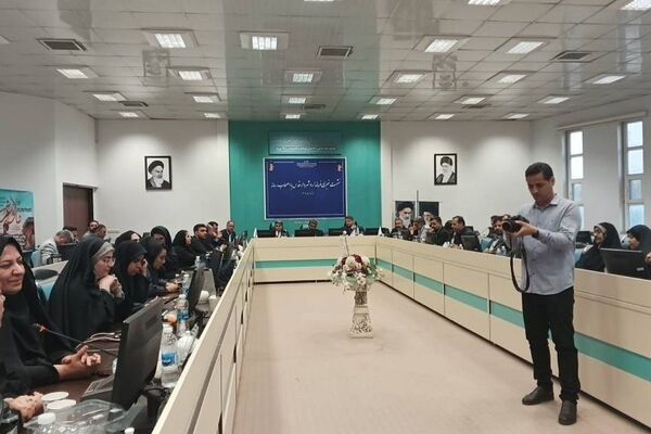 نشست خبری فرمانداری  شهرستان قدس با اصحاب رسانه در هفته دولت و خبرنگاری