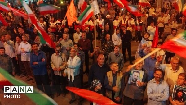 همزمان با سراسر کشور؛ صد و هفتاد و ششمین شب «بیعت با رهبری» در نورآباد