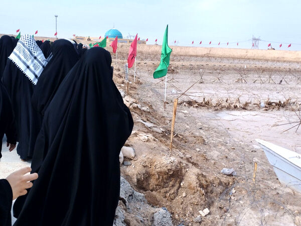 اعزام آخرین گروه از دختران دانش‌آموز ناحیه یک قم به اردوی راهیان نور