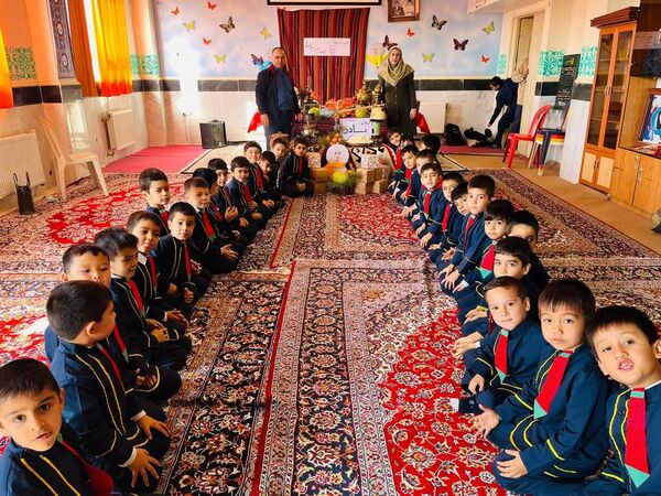 مراسم بزرگداشت ولادت حضرت فاطمه (س) و روز مادر در آموزشگاه پسرانه علاقبندنیا
