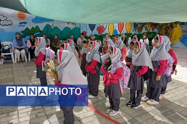 جشن شکوفه‌ها در آستانه سال تحصیلی جدید در مدارس ملارد برگزار شد