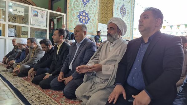 مراسم غبارروبی ضریح مطهر حضرت سلطانعلی(ع) همزمان با میلاد پیامبر(ص) و امام صادق(ع) در مشهد اردهال
