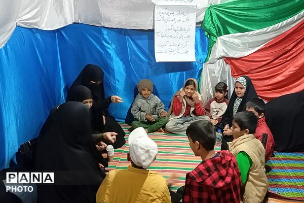 مردم بن میدان حماسه را خالی نمی‌کنند 