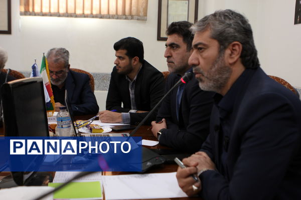 نشست خبری معاون مدیرکل و مدیر آموزش‌و‌پرورش کاشان با اصحاب رسانه