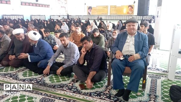 نماز جمعه پاتاوه ؛ میعادگاه عبادت و سیاست