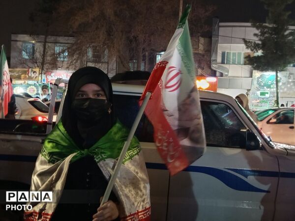 باران، صحنه را تماشایی تر کرد 