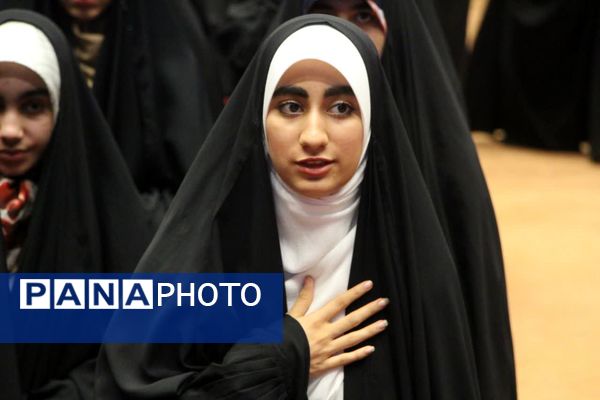 کارگاه نبرد رسانه‌ها؛ مشارکت فعالان رسانه‌ای و دانش‌آموزان یزدی در جنگ آگاهی