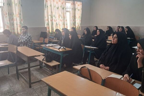 برگزاری کارگاه توانمندسازی نیروی انسانی طرح توانا ویژه نومعلمان در ناحیه یک شهرری