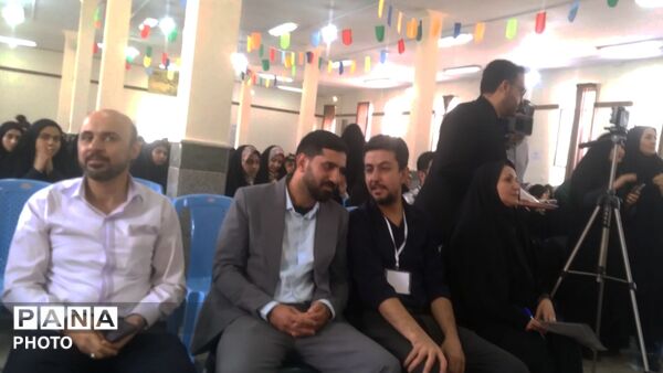 رقابت قرآنی دانش آموزان چهارمحال و بختیاری در شهرکرد