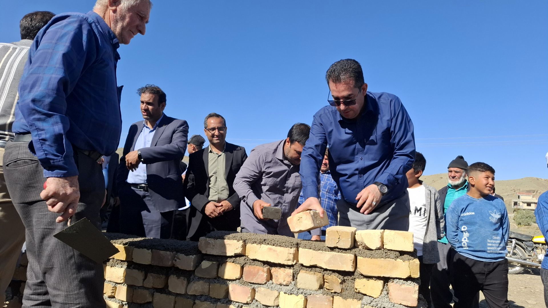 روستای کلاته ابریشم میزبان مشارکت مردمی در امر مدرسه‌سازی