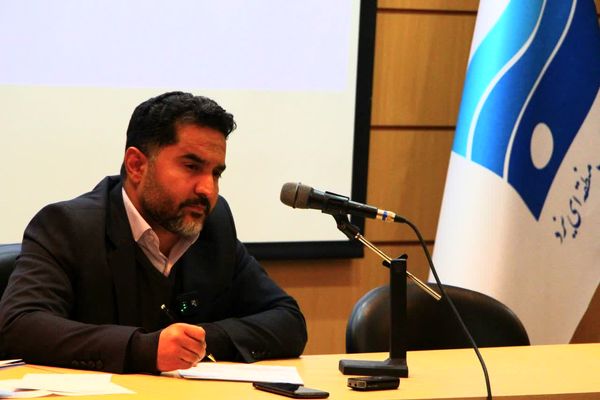 نشست خبری مدیرکل شرکت آب منطقه ای استان یزد ویژه دهه فجر