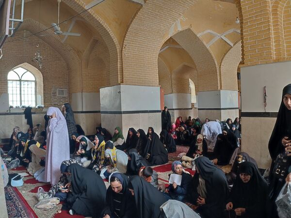 نمازجمعه عبادی و سیاسی هفته دوم بهمن ماه