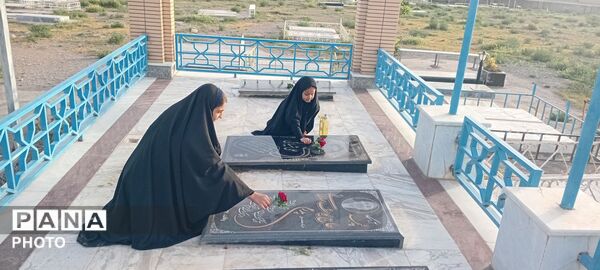 تجدید بیعت بانوان روستای سنگان با آرمان‌های شهدا