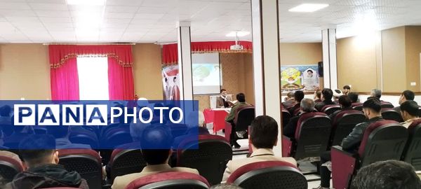  محفل نورانی انس با قرآن کریم در آموزش و پرورش کلات 