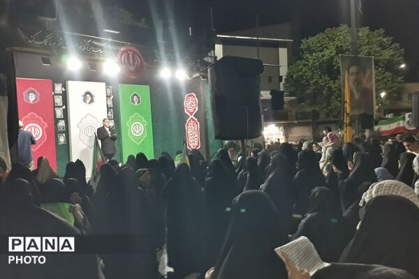 برپایی نماز استغاثه در میدان شهرری