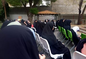 پاتوق «نوجوان مبارز» با حضور پررنگ دختران و مسئولین استانی 
